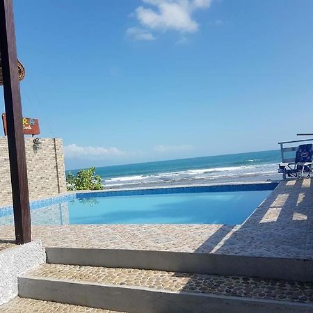 Aura Marina Sands Beach Resort Baler Ngoại thất bức ảnh
