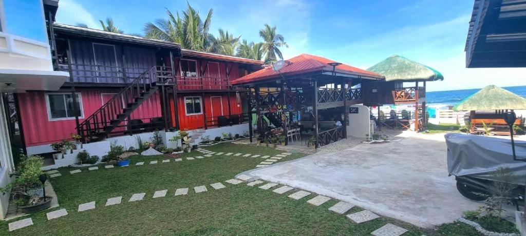 Aura Marina Sands Beach Resort Baler Ngoại thất bức ảnh